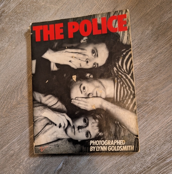 🖤 Rock Music Book Collection - Picture 6 of 7